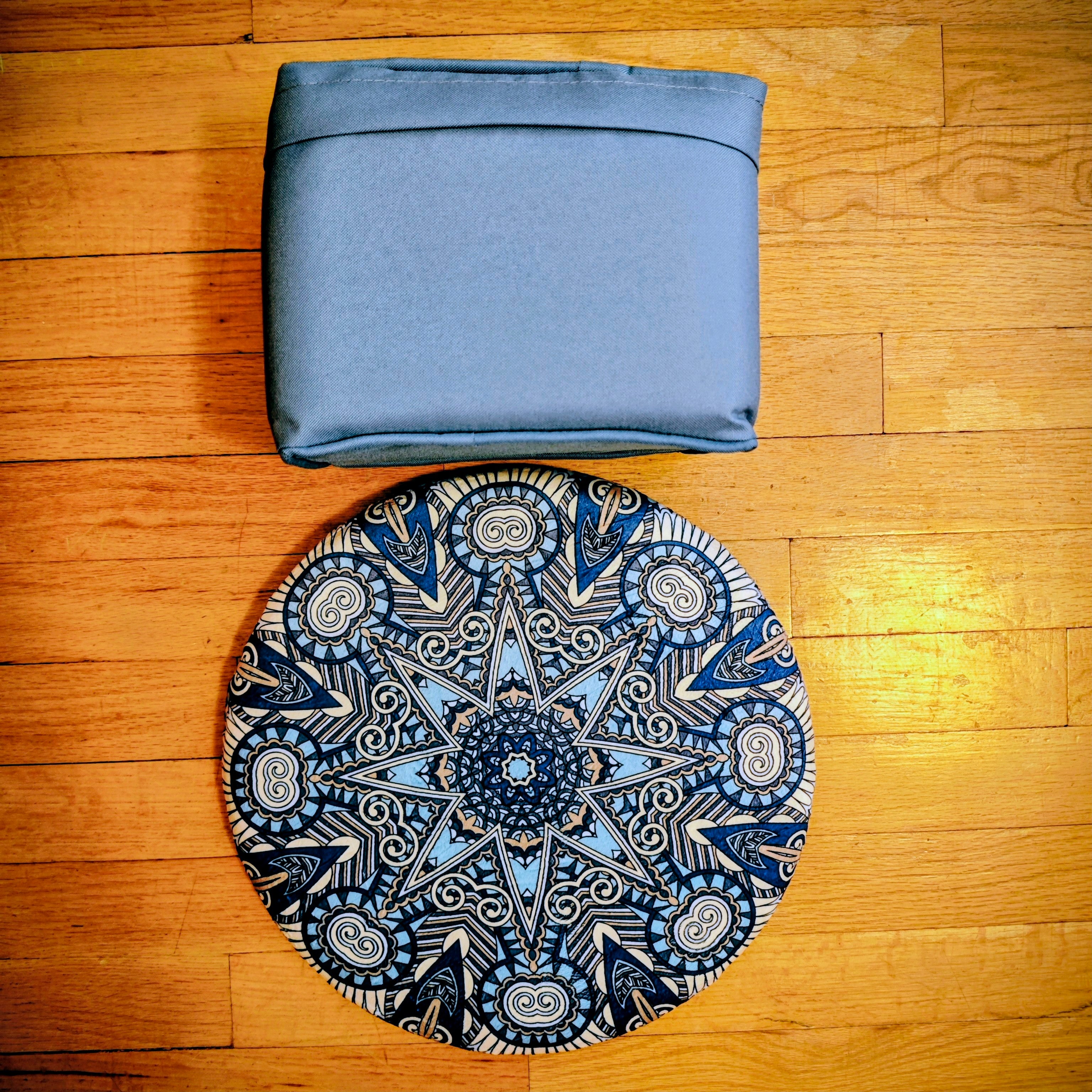 OM (Omega Moon) Meditation Chair