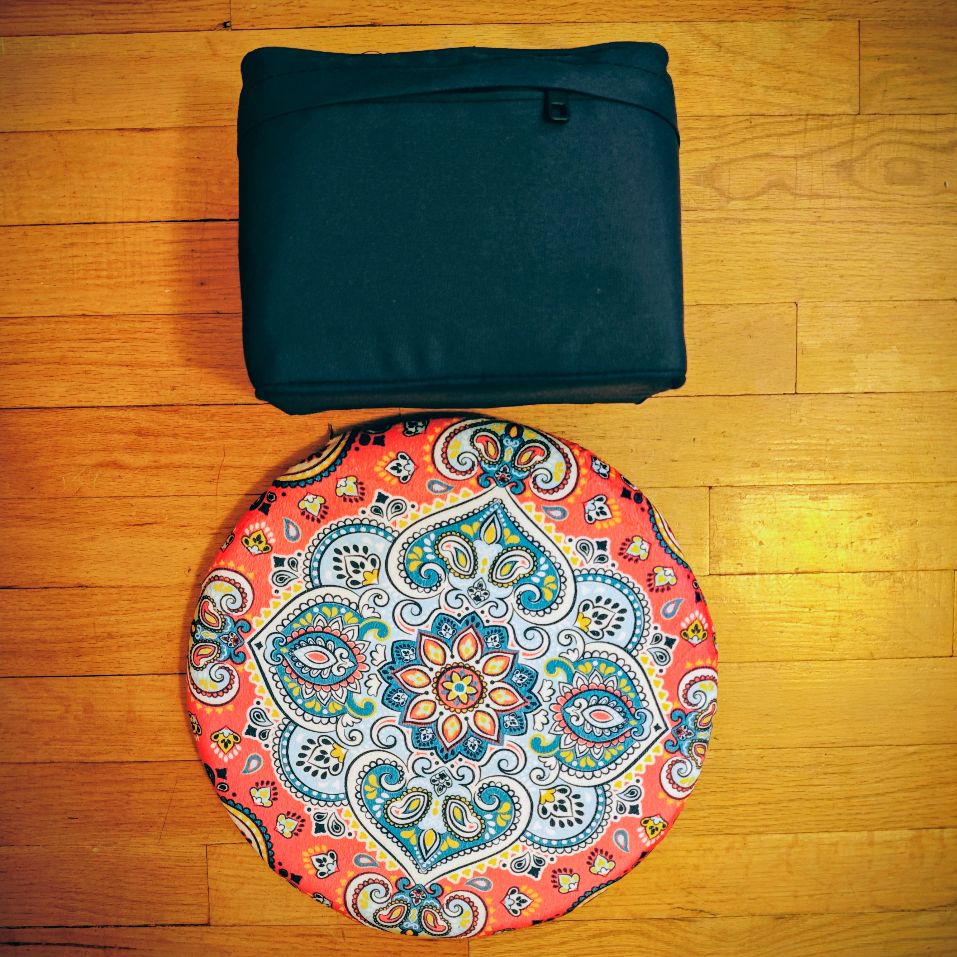 OM (Omega Moon) Meditation Chair